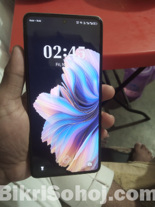 টেকনো কেমন 20